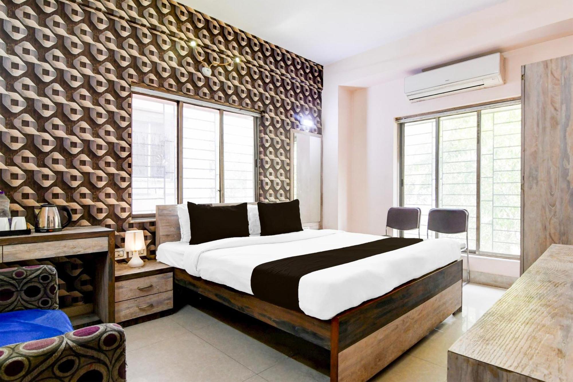 Hotel Super O Rajdanga Near Acropolis Mall Formerly The Corporate *
