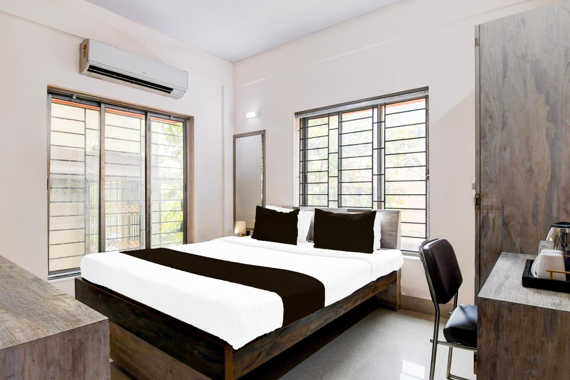 Super O Rajdanga Near Acropolis Mall Formerly The Corporate Hotel